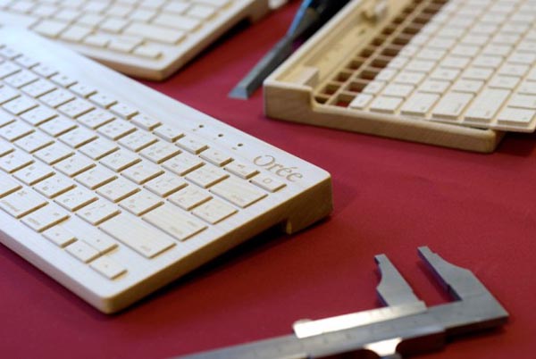 oreeboard-wooden-portable-wireless-keyboard-43546.jpg